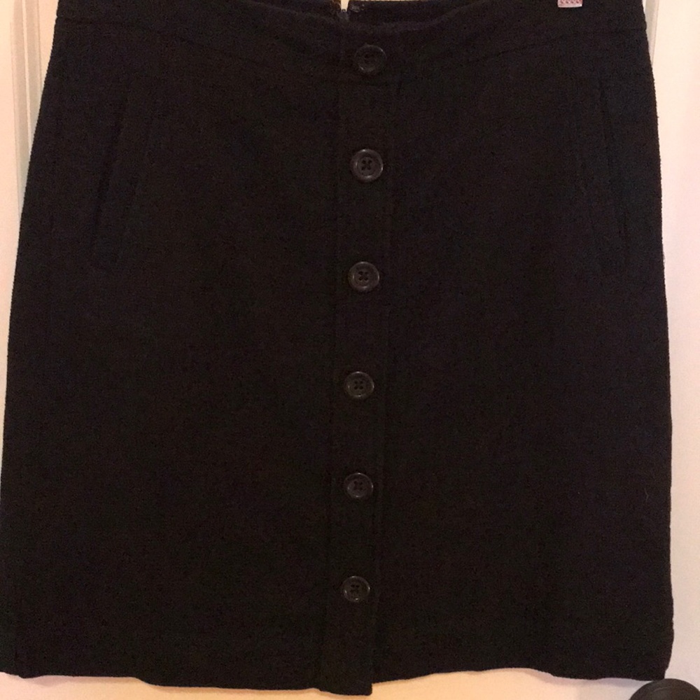 👩‍💼 Ann Taylor Black Skirt